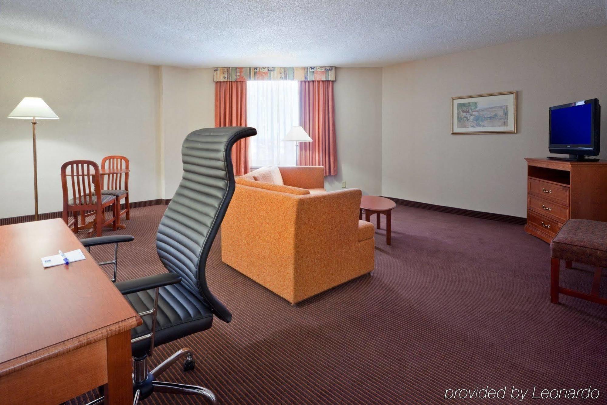 Quality Inn & Suites Regina Downtown Ngoại thất bức ảnh