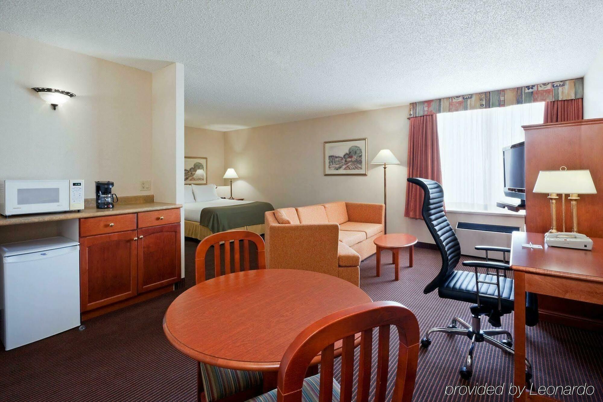 Quality Inn & Suites Regina Downtown Ngoại thất bức ảnh